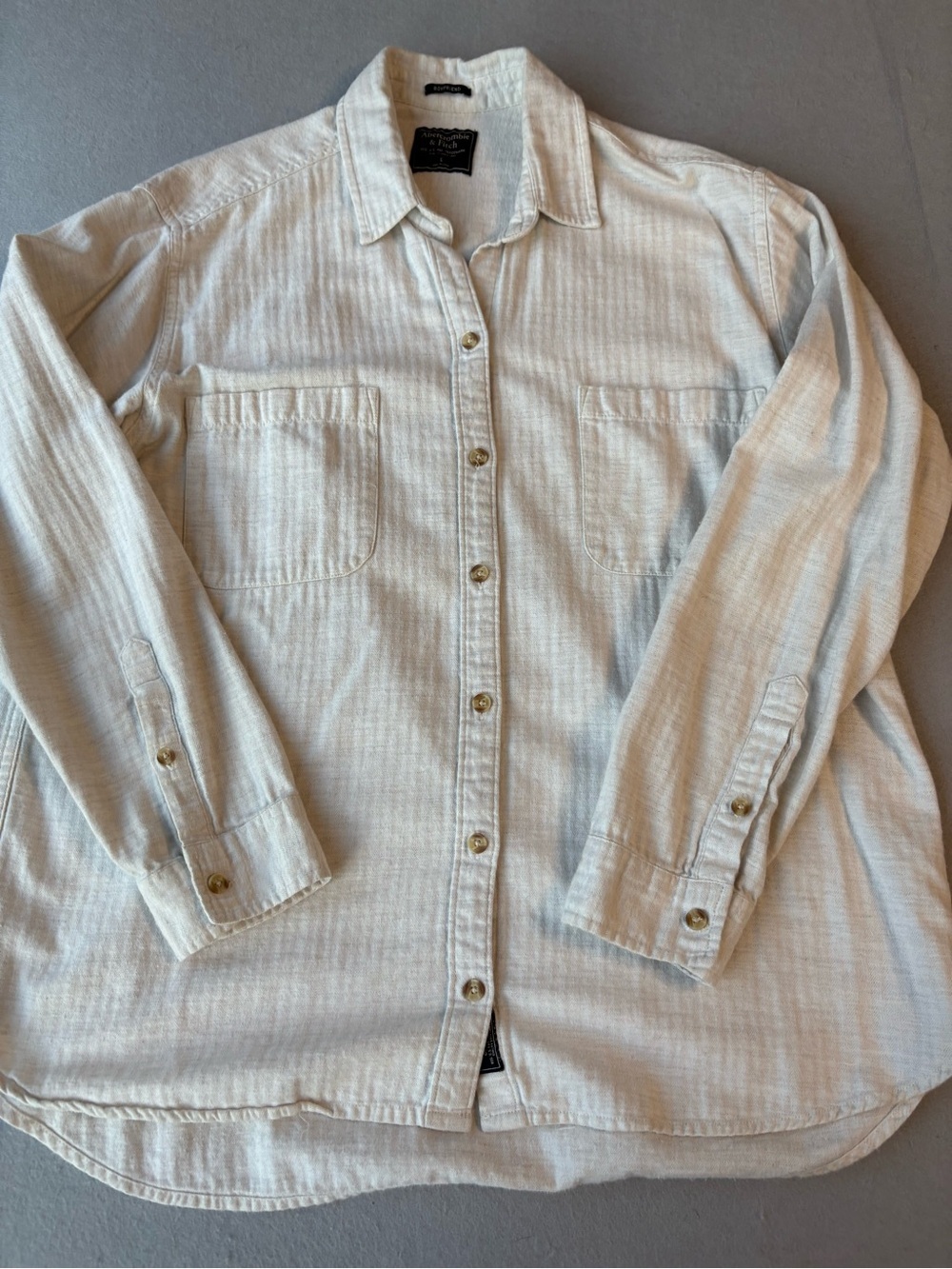 A&F Boyfriend Fit Off White Oatmeal Soft Cotton Button-Up Shirt Sz L Granolagirl
